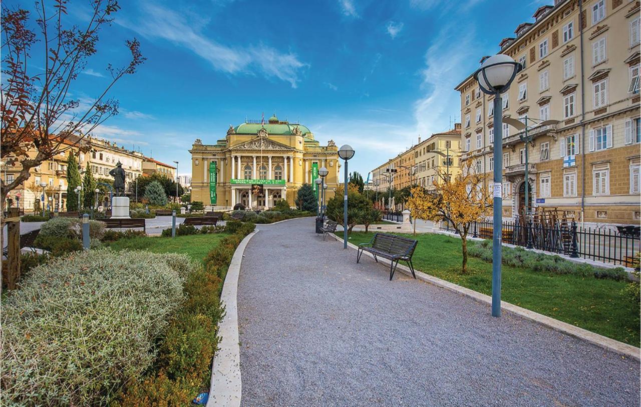Lovely Apartment In Rijeka With House Sea View Dış mekan fotoğraf